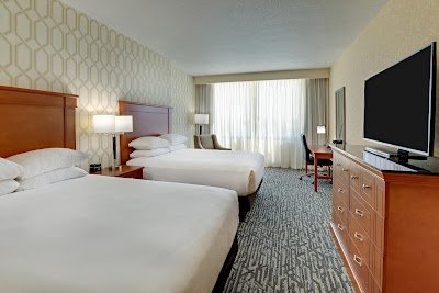 Drury Inn & Suites photo