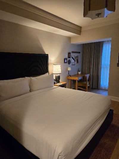 Hutton Hotel photo