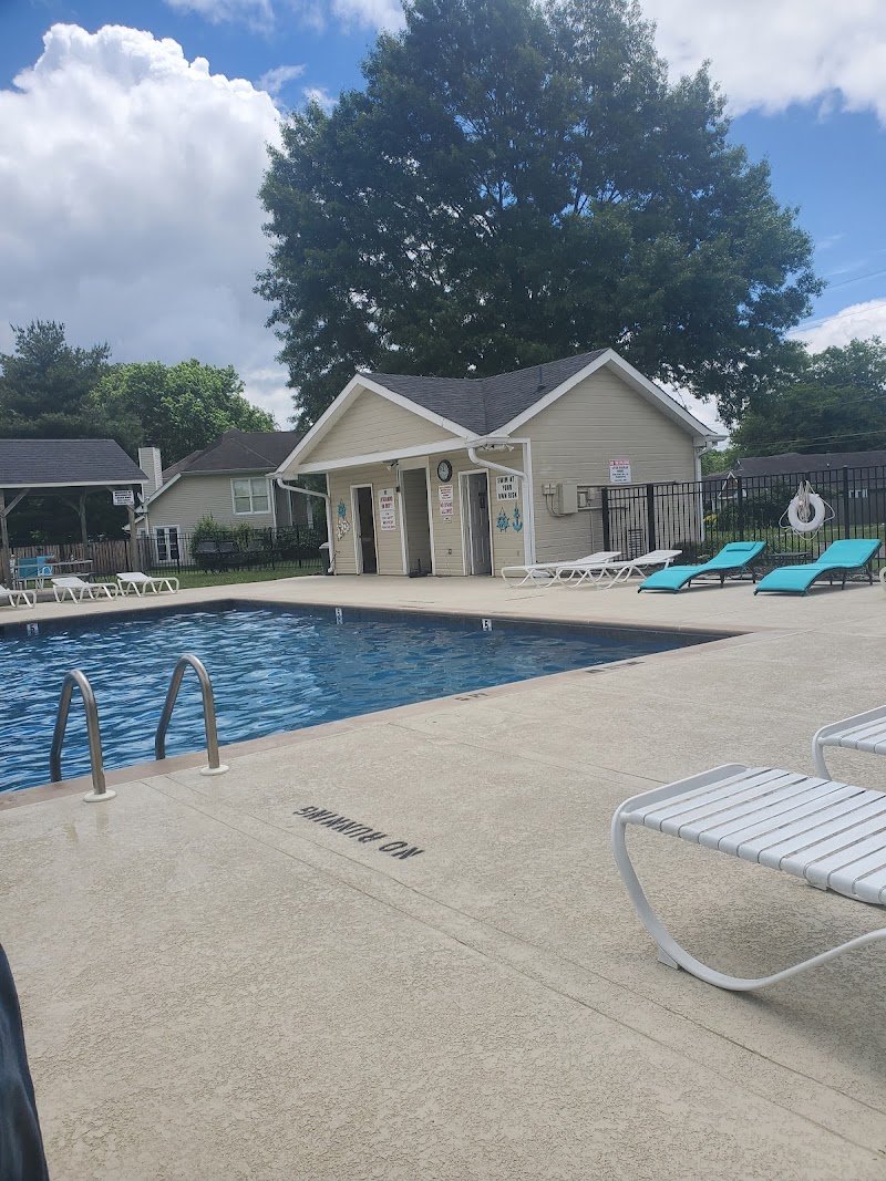 Oak Hall Clubhouse photo