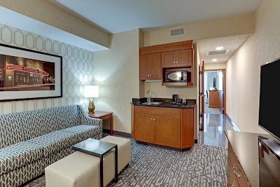Drury Inn & Suites photo