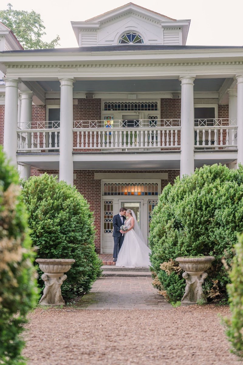 Homestead Manor
