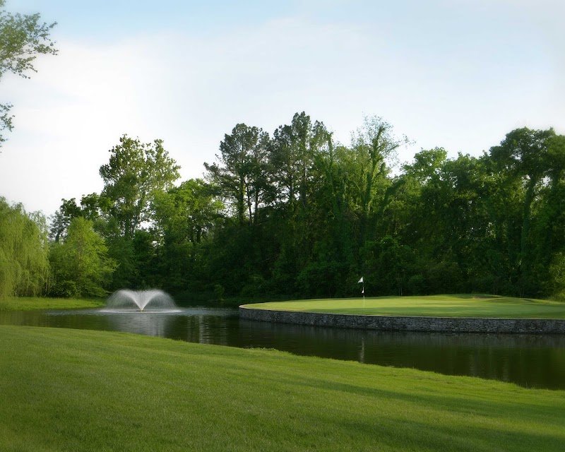 Bluegrass Yacht & Country Club